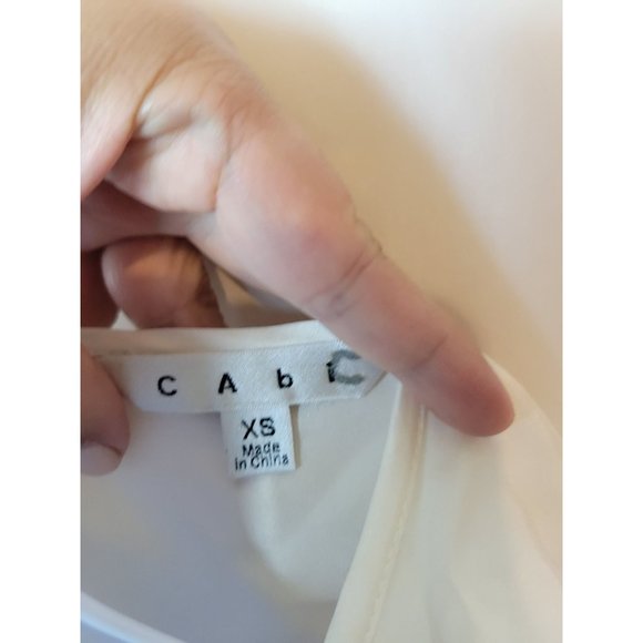 Cabi Ruffle white sleeveless silk button down top - Picture 9 of 9